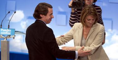 Aznar y Cospedal en la reciente convencin de Sevilla. | EFE