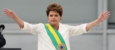 Dilma Rousseff pronuncia su primer discurso como presidenta de Brasil. | EFE