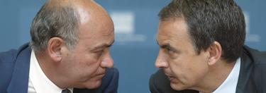 Daz Ferrn debe enfrentarse a Zapatero para seguir al frente de CEOE. | Archivo