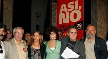 Mndez, Toxo junto a la actriz Adriana Ozores y el cantante Miguel Ros | EFE