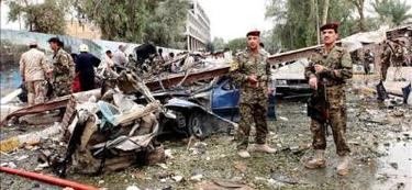 Mueren 132 personas en dos atentados con coche-bomba en Irak