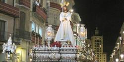 Tradicin y devocin inundan una Semana Santa que resiste al laicismo