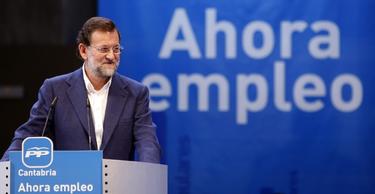 Rajoy cree que el Gobierno slo habla de pactos para "ganar tiempo"