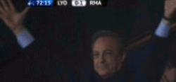 Florentino celebra el tanto de Benzema en Lyon. | Imagen TV