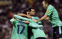 Los jugadores del Barcelona celebran uno de los goles conseguidos ante el Hrcules. | EFE