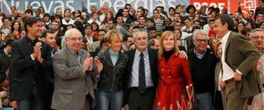 Zapatero promete una "nueva etapa" econmica para salir de la crisis