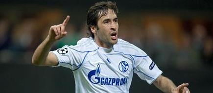 Ral celebra el tercer tanto del Schalke. | EFE