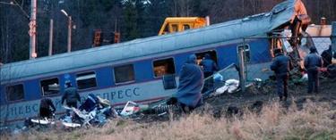 Rusia confirma que una bomba hizo descarrilar al "Nevski Express"