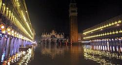 Un millar de evacuados por las intensas lluvias en Italia y gran marea alta en Venecia