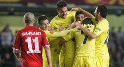 Los jugadores del Villarreal celebran el primer tanto, obra de Marchena | EFE